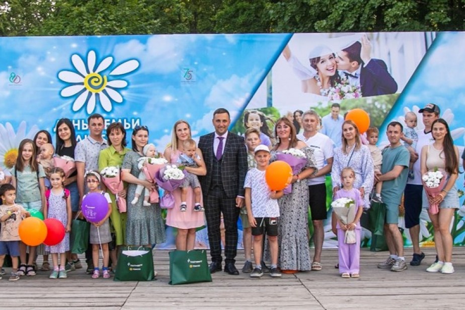 День семьи, любви и верности провел профком «ТАНЕКО»