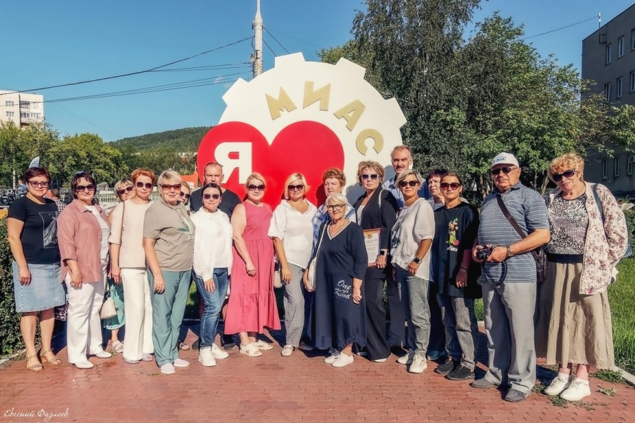 Профком АЗ УРАЛ организовал акцию к Дню гуманитарной помощи