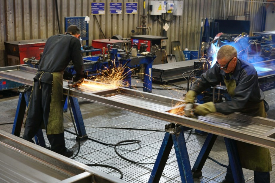 Специалисты НЕФАЗА работают над созданием комфортного общественного транспорта