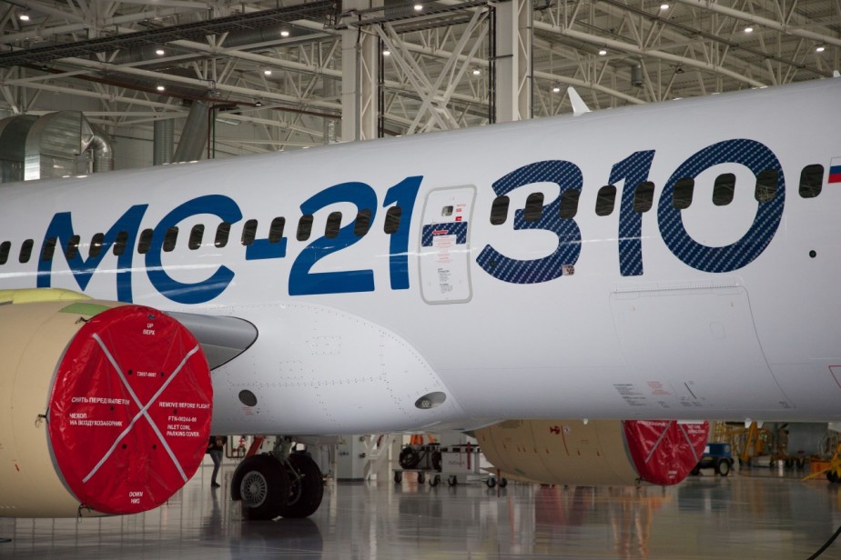 МС21 отечественный импортозамещенный среднемагистральный самолет в стадии доработки