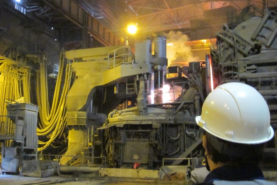 Профорганизация отсудила перечисленные ей взносы у Светлинского ферроникелевого завода