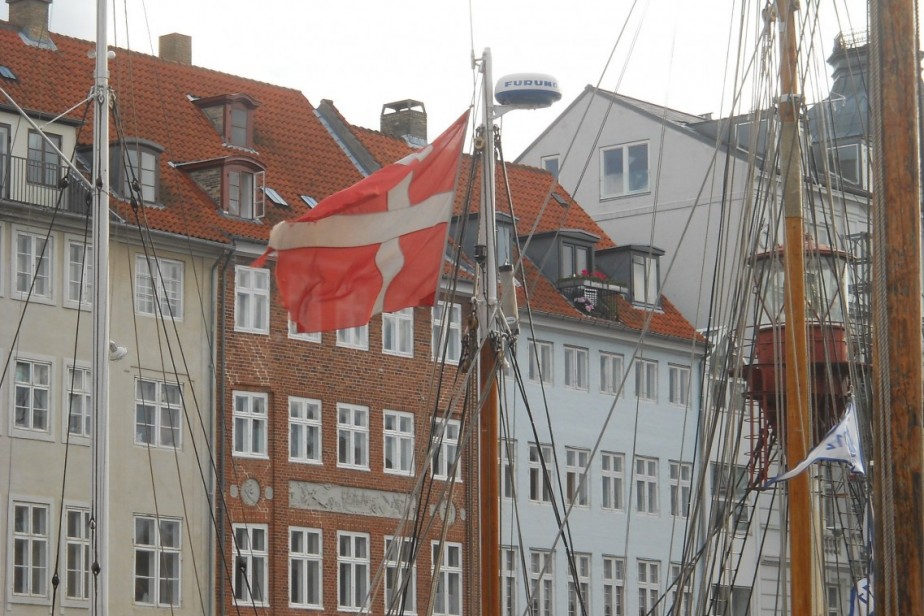 Протесты против антипрофсоюзной политики Tesla распространились на Данию Протесты против антипрофсоюзной политики Tesla распространились на Данию