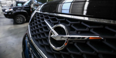 Ульяновский автомобильный завод с 1 марта повышает зарплату сотрудникам