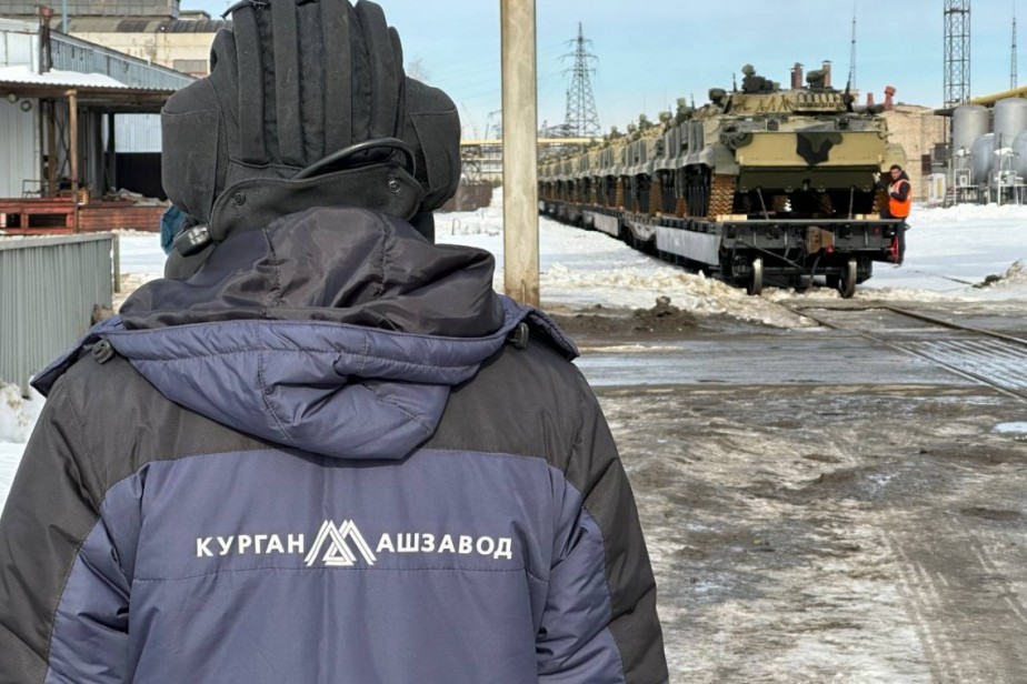 БМП-3: «Курганмашзавод» поставил армии партию улучшенных боевых машин БМП-3: «Курганмашзавод» поставил армии партию улучшенных боевых машин