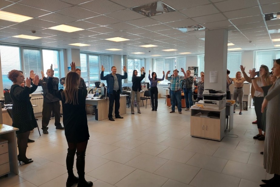 На завод «УРАЛ» вернулась производственная гимнастика