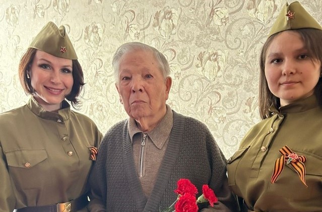 Добрая традиция "Тракторных заводов" - поздравление ветеранов