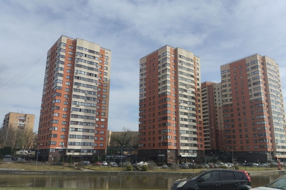 Ставку по ипотеке для семей с двумя детьми предлагают повысить в два раза