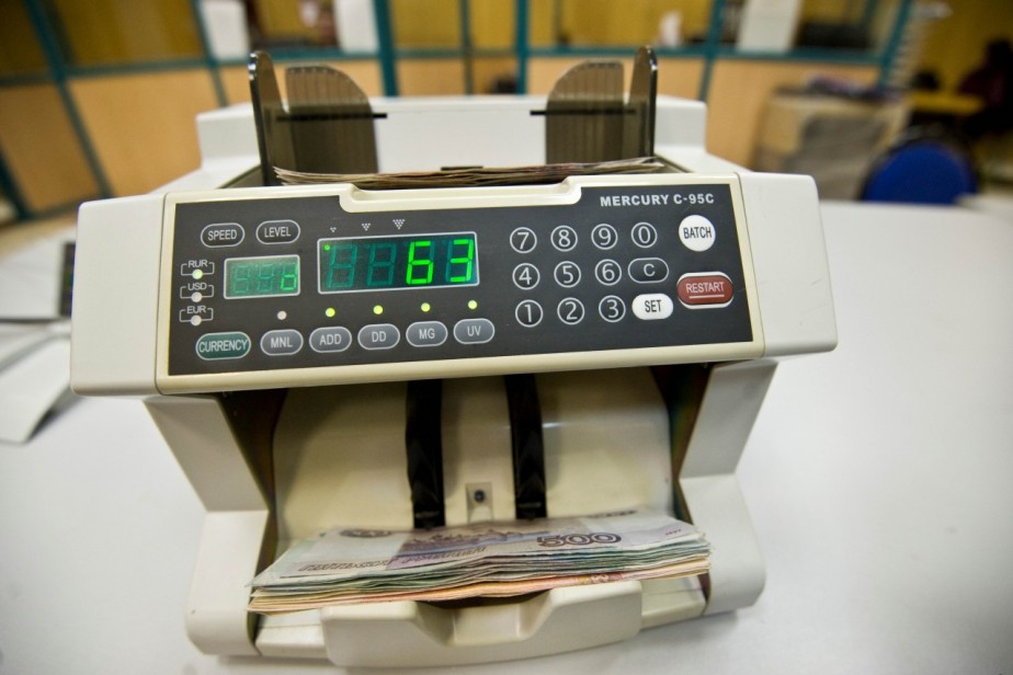 В Госдуме предложили ввести уголовное наказание за занижение зарплат