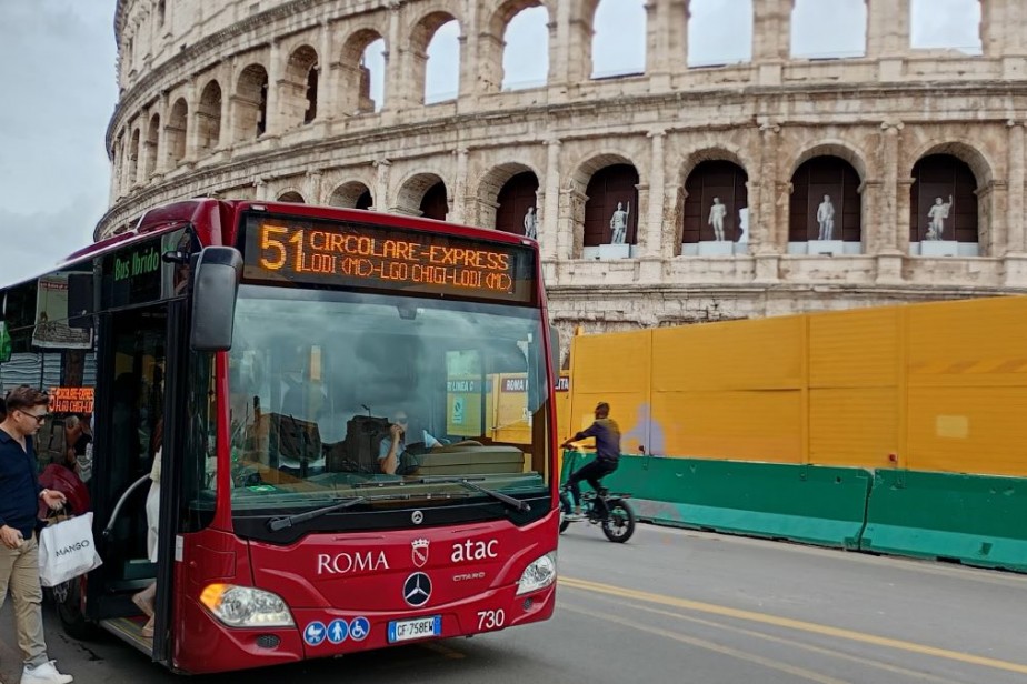 В Италии остановился общественный транспорт: профсоюзы требуют повышения зарплаты