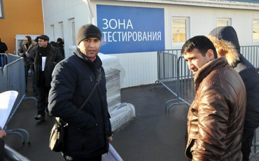 Минстрой предлагает привязать трудовых мигрантов к одному работодателю