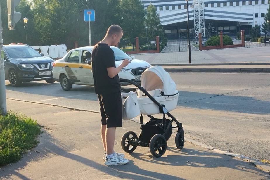 Единственных кормильцев в многодетных семьях защитят от увольнения Единственных кормильцев в многодетных семьях защитят от увольнения