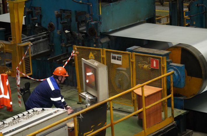 Профсоюзы добились новых соцгарантий для металлургов и горняков Челябинской области