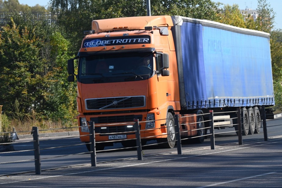 Самыми высокооплачиваемыми профессиями в России стали водители и строители