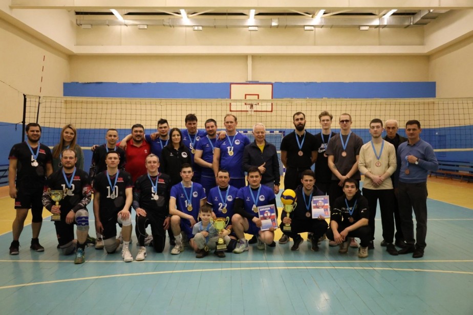 Команда ООО «ЧЕЛНЫВОДОКАНАЛ» - чемпион первенства ПАО «КАМАЗ» по волейболу