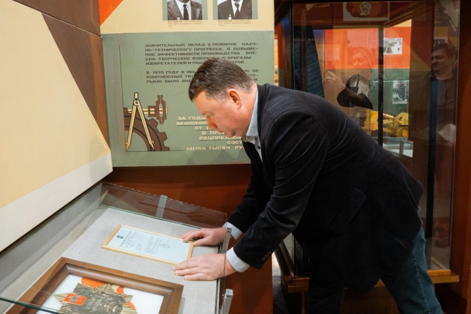 Медаль ЧТЗ «Трудовая доблесть Южного Урала» передана в заводской музей