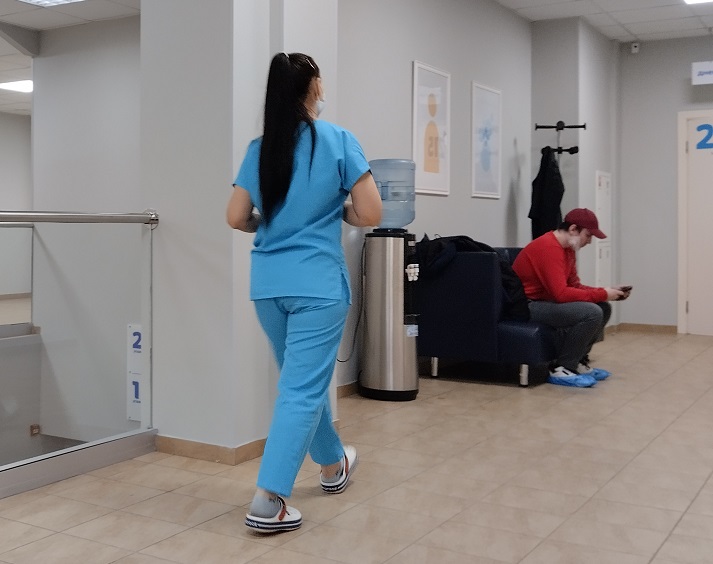 Каждая пятая медсестра увольняется в первый год работы