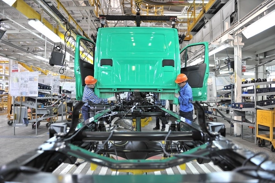 ГАЗ сократит рабочую неделю из-за спада продаж ГАЗ сократит рабочую неделю из-за спада продаж