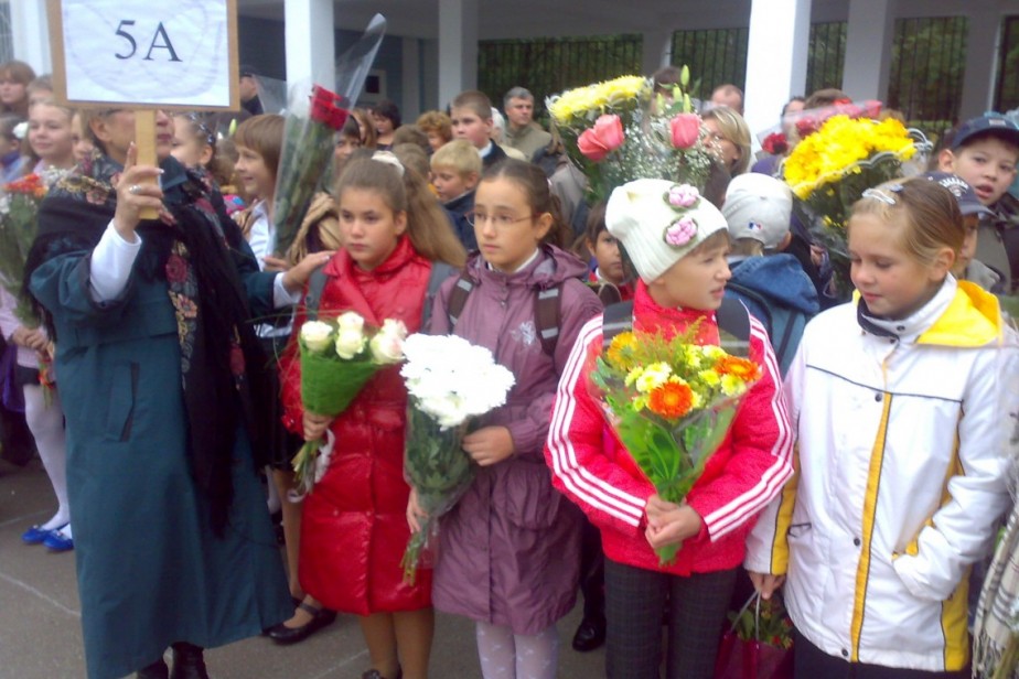 Депутаты предлагают ввести ежегодную выплату родителям школьников