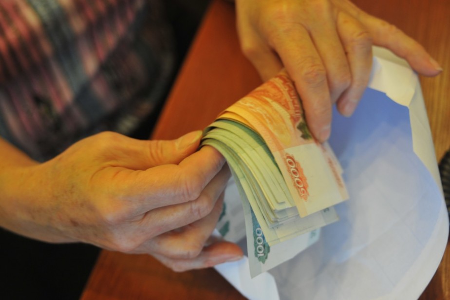 В Петербурге предложили ограничить банковские переводы для пенсионеров