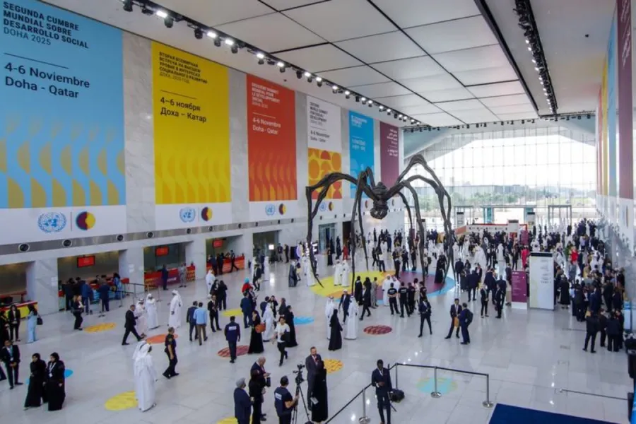 ФНПР приняла участие в социальном саммите в Дохе