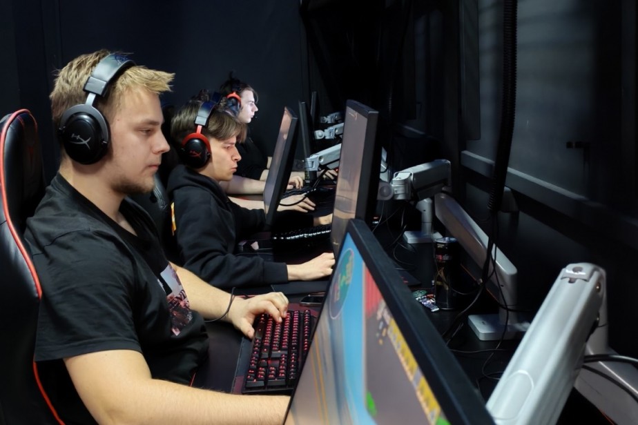 Состоялся киберспортивный турнир ПАО "КАМАЗ"