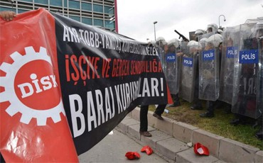 “Сумасшедшие” турецкие профсоюзники