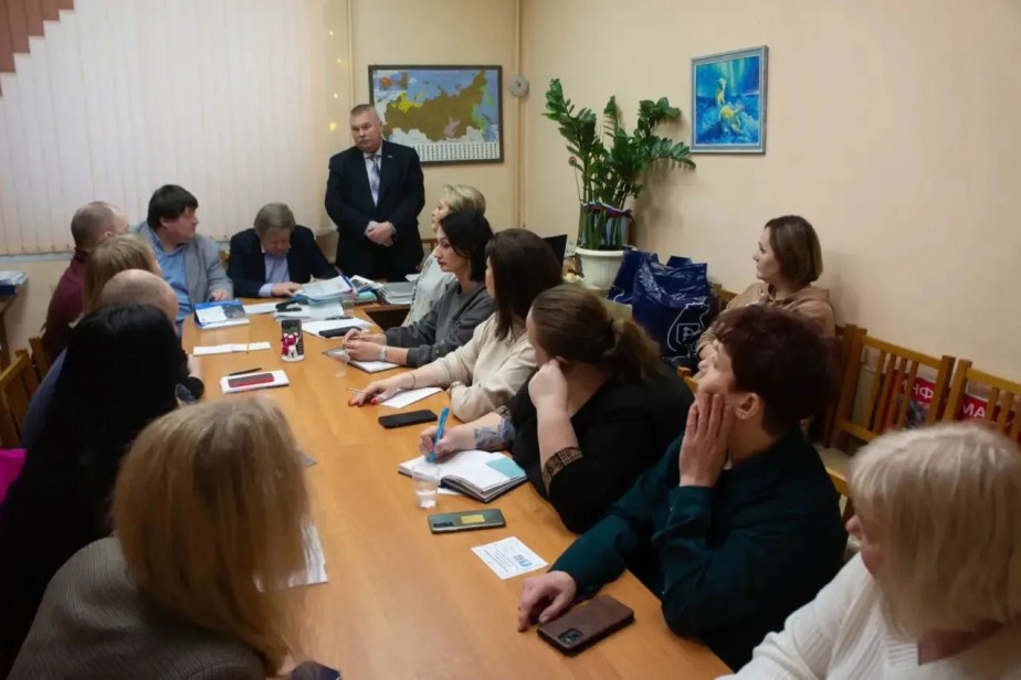 Не идут на диалог