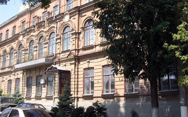 Уволен за критику