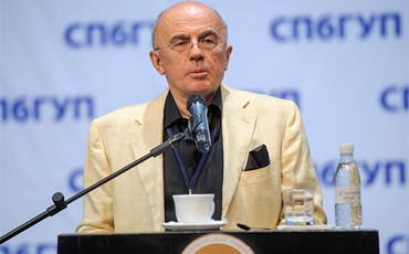 Ректор СпбГУП урезал себе зарплату на 15%