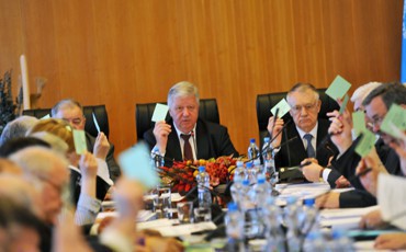 Шмаков провел заседание совета Всеобщей конфедерации профсоюзов