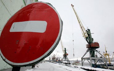 Профком – за дверь