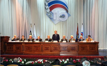 Верны своим идеалам