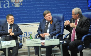 Иван Мохначук: в Трудовом кодексе закреплена возможность рабства