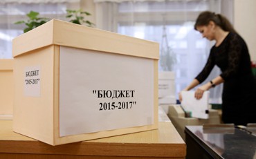 Федеральный бюджет снова поправят