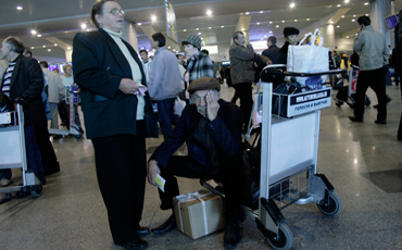 В палатку или в палаты