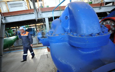 Работники великолукских теплосетей обратились к мэру города