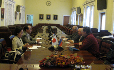 Шаги к взаимодействию