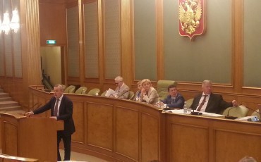 В правительстве одобрили поправки в закон о Российской трехсторонней комиссии