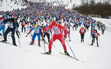 Профсоюзные активисты поддержали участников соревнования «Московская лыжня»