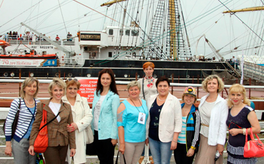 Дамы – вперед !