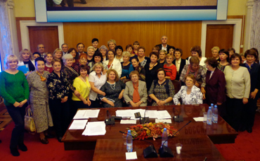 На живую нитку