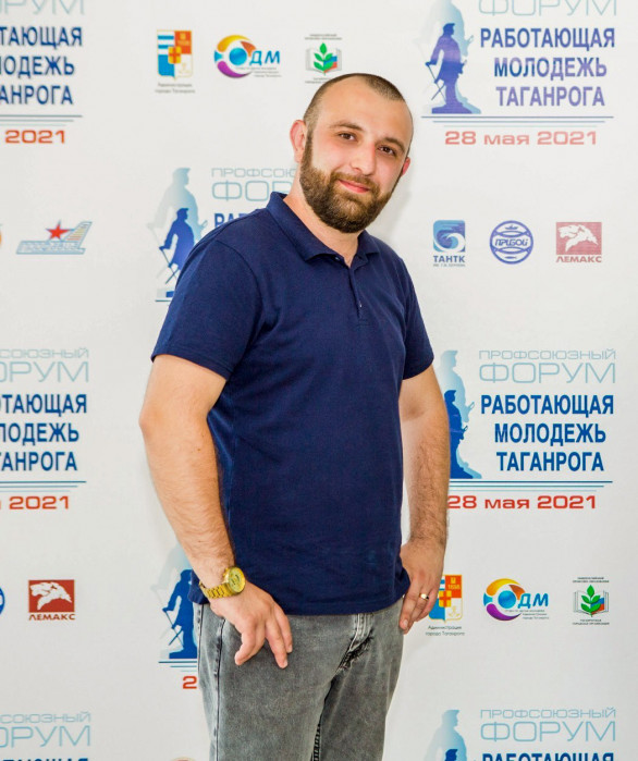 Лисицкий Антон Викторович Лисицкий Антон Викторович