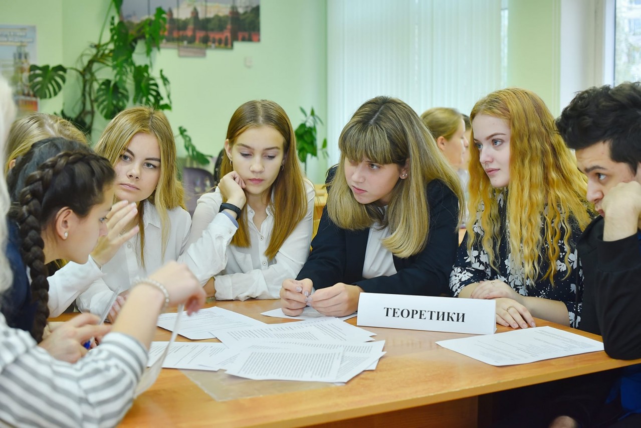 "Месячник Профсоюзных уроков" в рамках всемирной акции профсоюзов "За достойный труд!" "Месячник Профсоюзных уроков" в рамках всемирной акции профсоюзов "За достойный труд!"