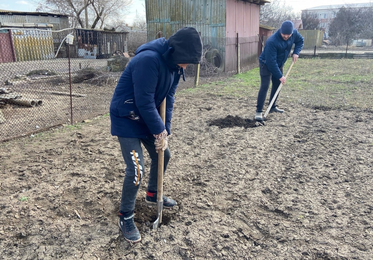 "Добрый сад доброму учителю"
