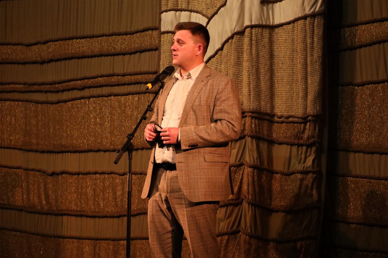 "Жить. Учить. Бежать"