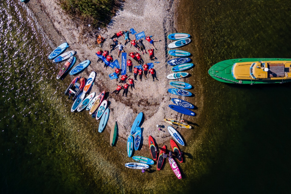 SUP-флешмоб во Всемирный день борьбы профсоюзов за достойный труд