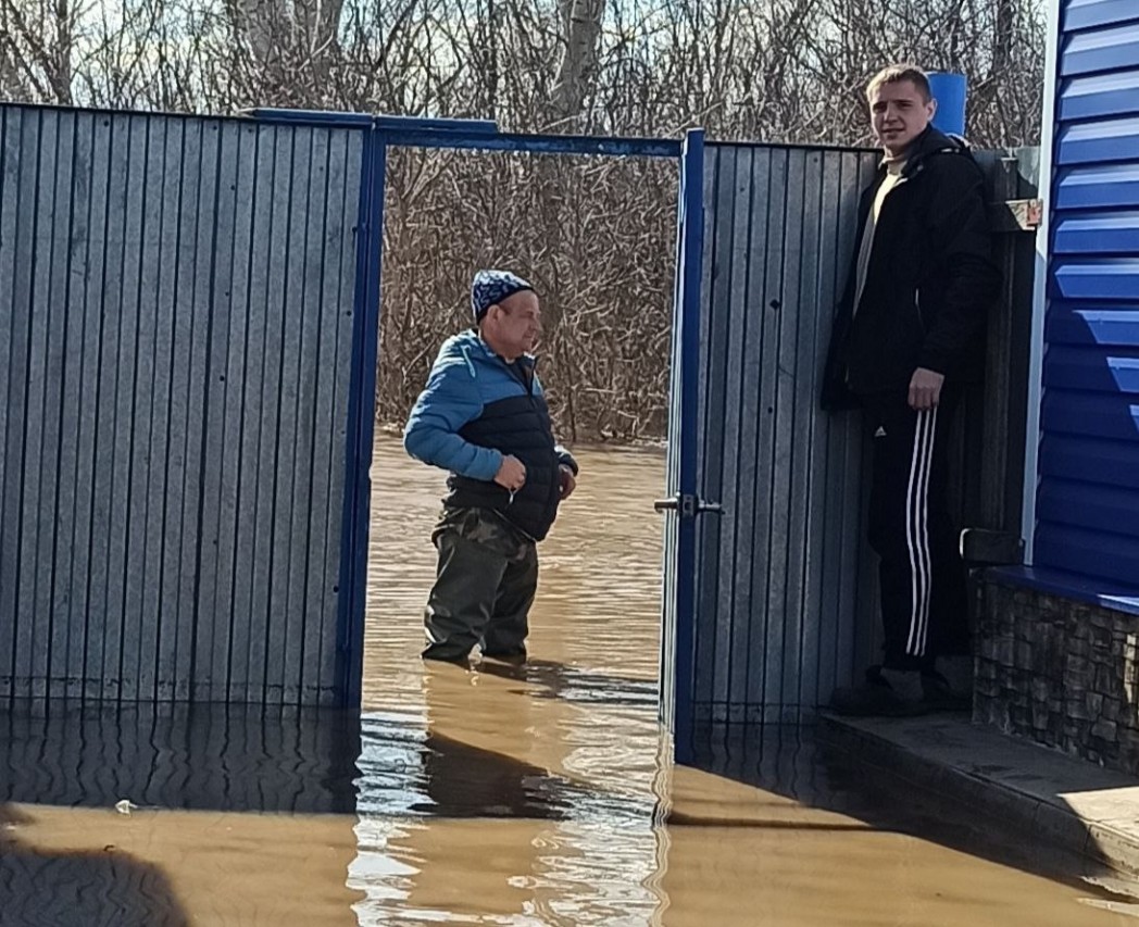 Профсоюз своих не бросает!