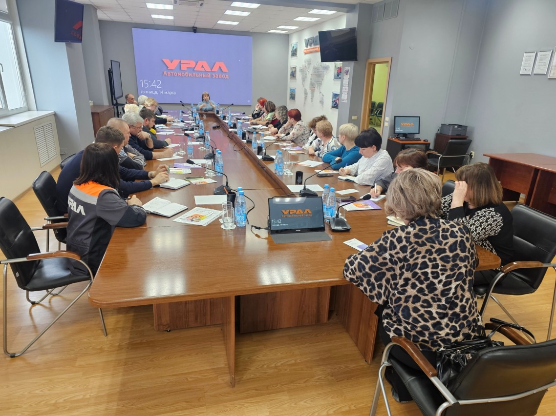 Оформление пенсионных прав работникам предприятия - членам профсоюза