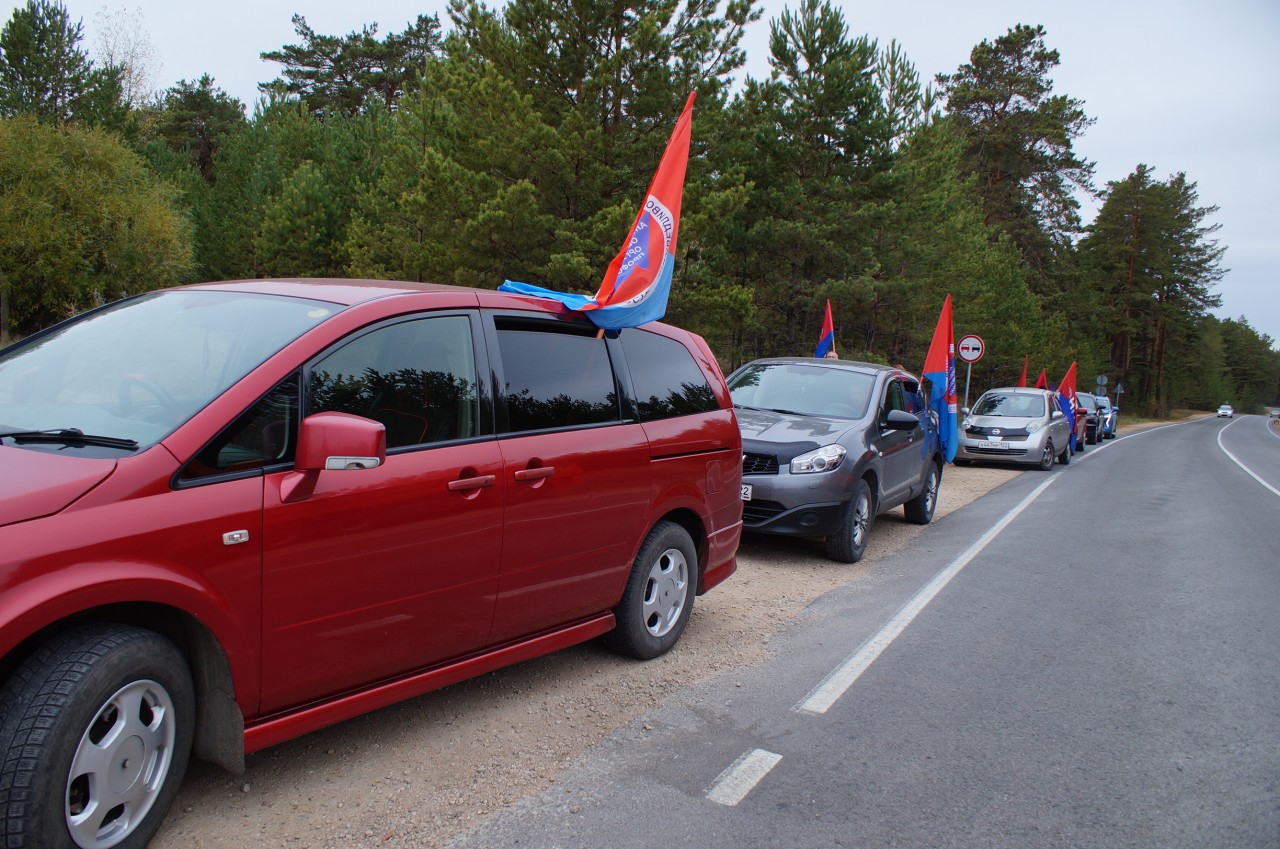 Профсоюзный агитационный краевой автопробег Алтайского краевого союза организаций профсоюзов (Алтайского крайсовпрофа) в рамках Всемирного дня действий "За достойный труд!"