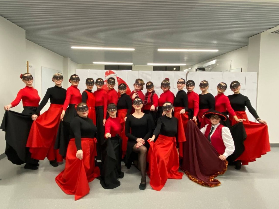 "Дружно, все вместе"